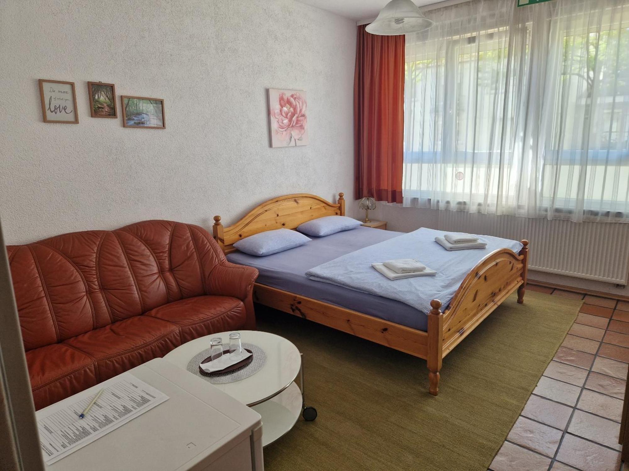 Pension Antalya Friedrichshafen Bilik gambar